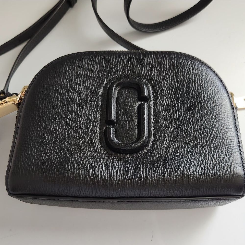Marc Jacobs Shutter Black Leather Crossbody Bag BLACK/GOLD - Picture 2 of 12